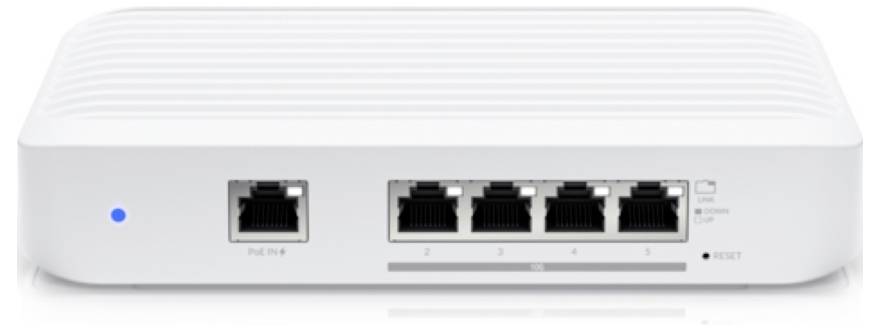 Bílý síťový přepínač se čtyřmi porty Ethernet a indikátorem napájení na levé straně.