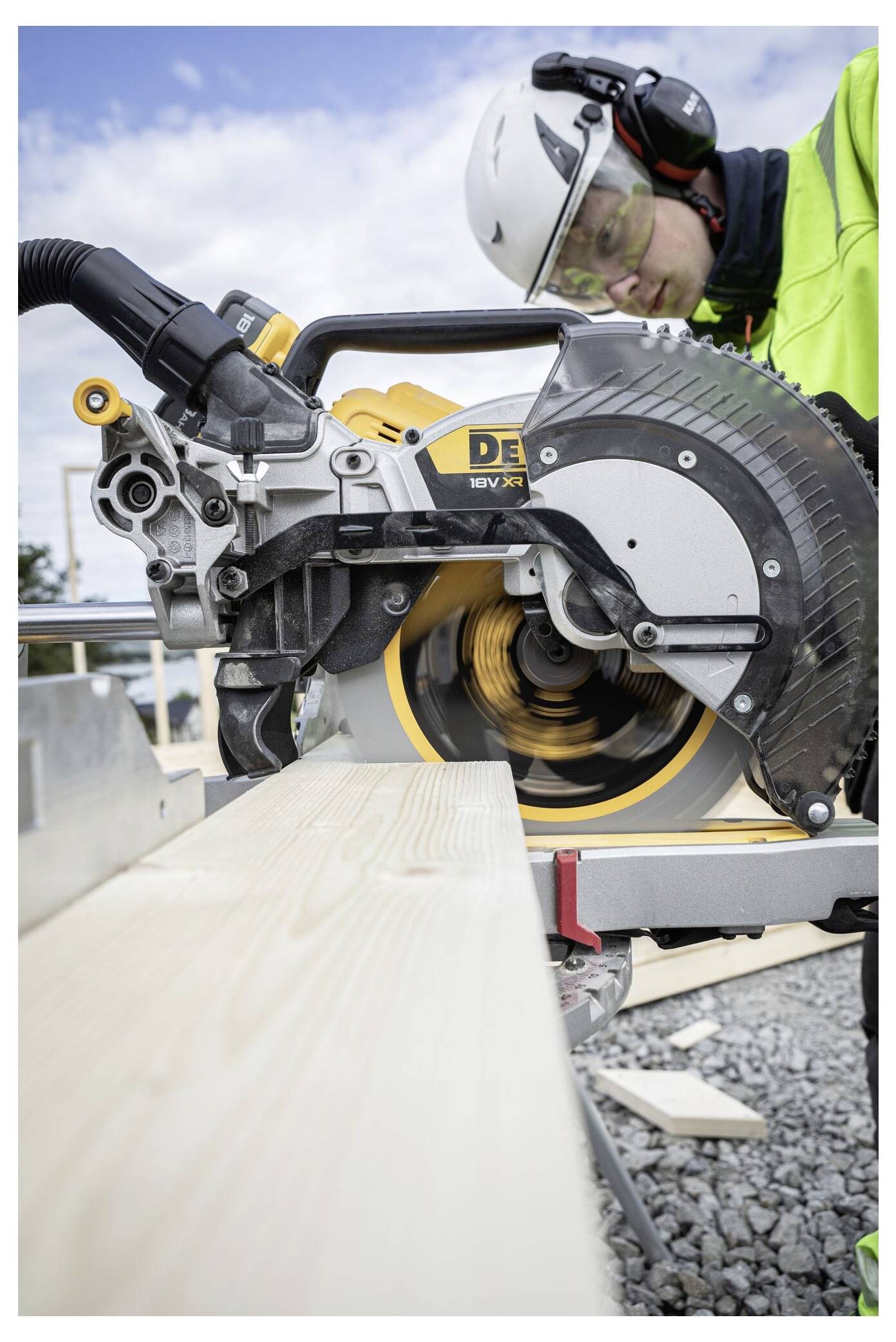 DEWALT DCS782N akumulátorová panelová pila, bez akumulátoru, bez nabíječky-12