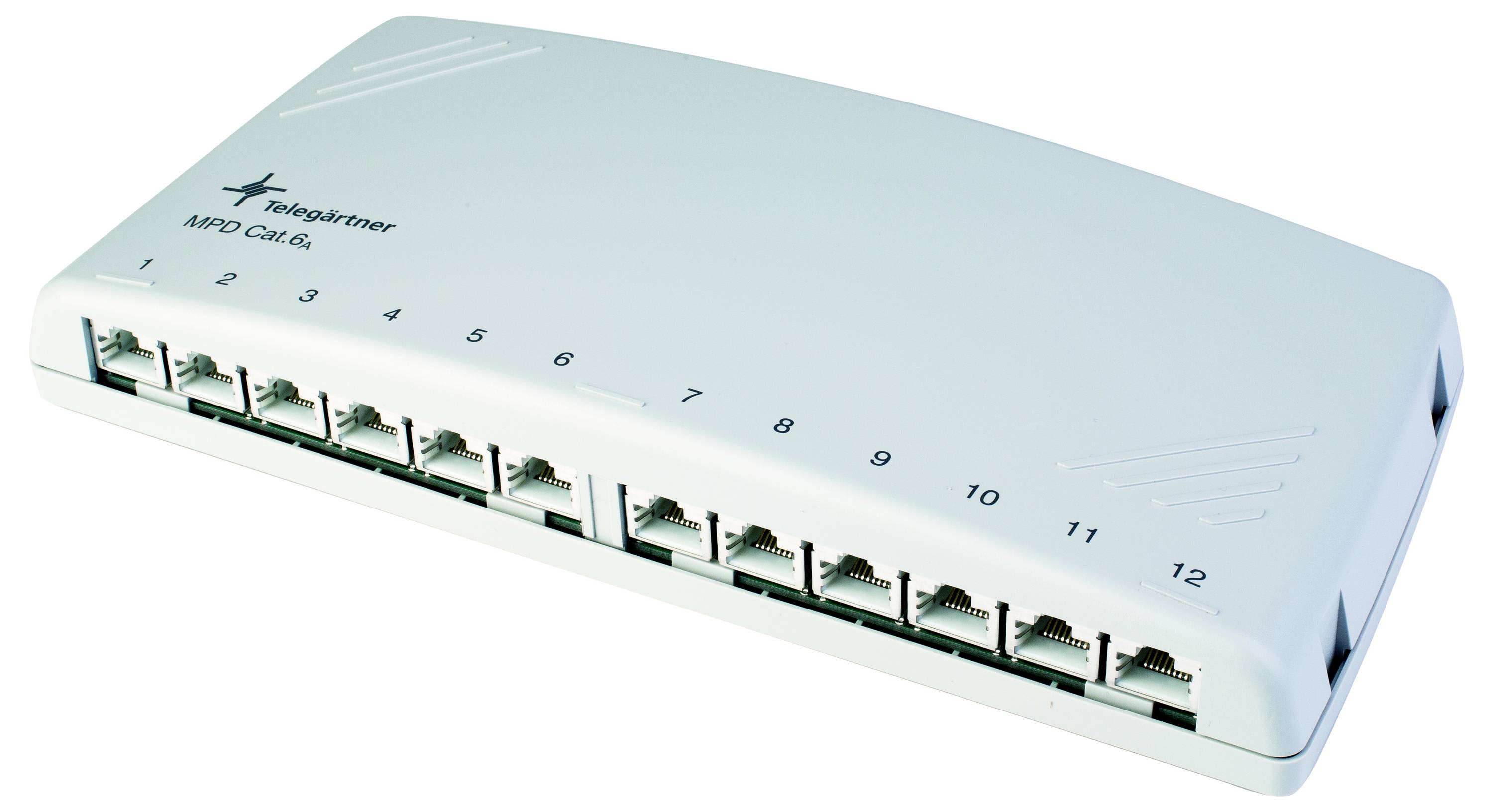 Bílý 12-portový ethernetový přepínač nebo rozbočovač s číslovanými porty na přední straně a malými stavovými indikátory.