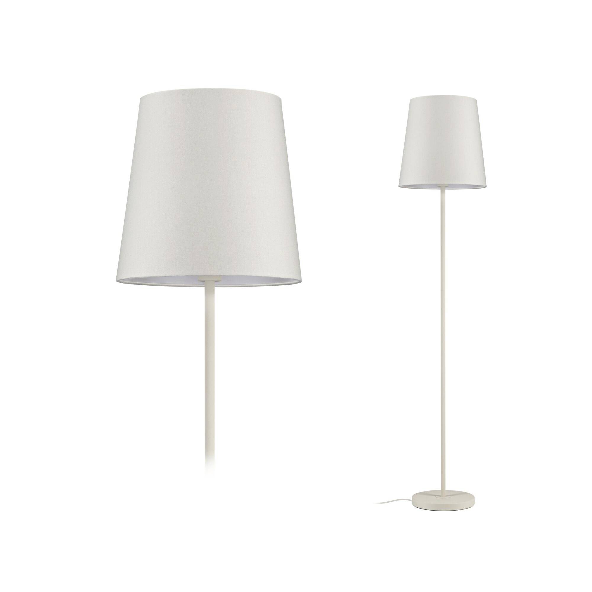 Dvě minimalistické bílé stojací lampy zobrazené na prostém bílém pozadí, jedna v detailním záběru a jedna v plné délce s kulatou podstavou a štíhlou nohou.