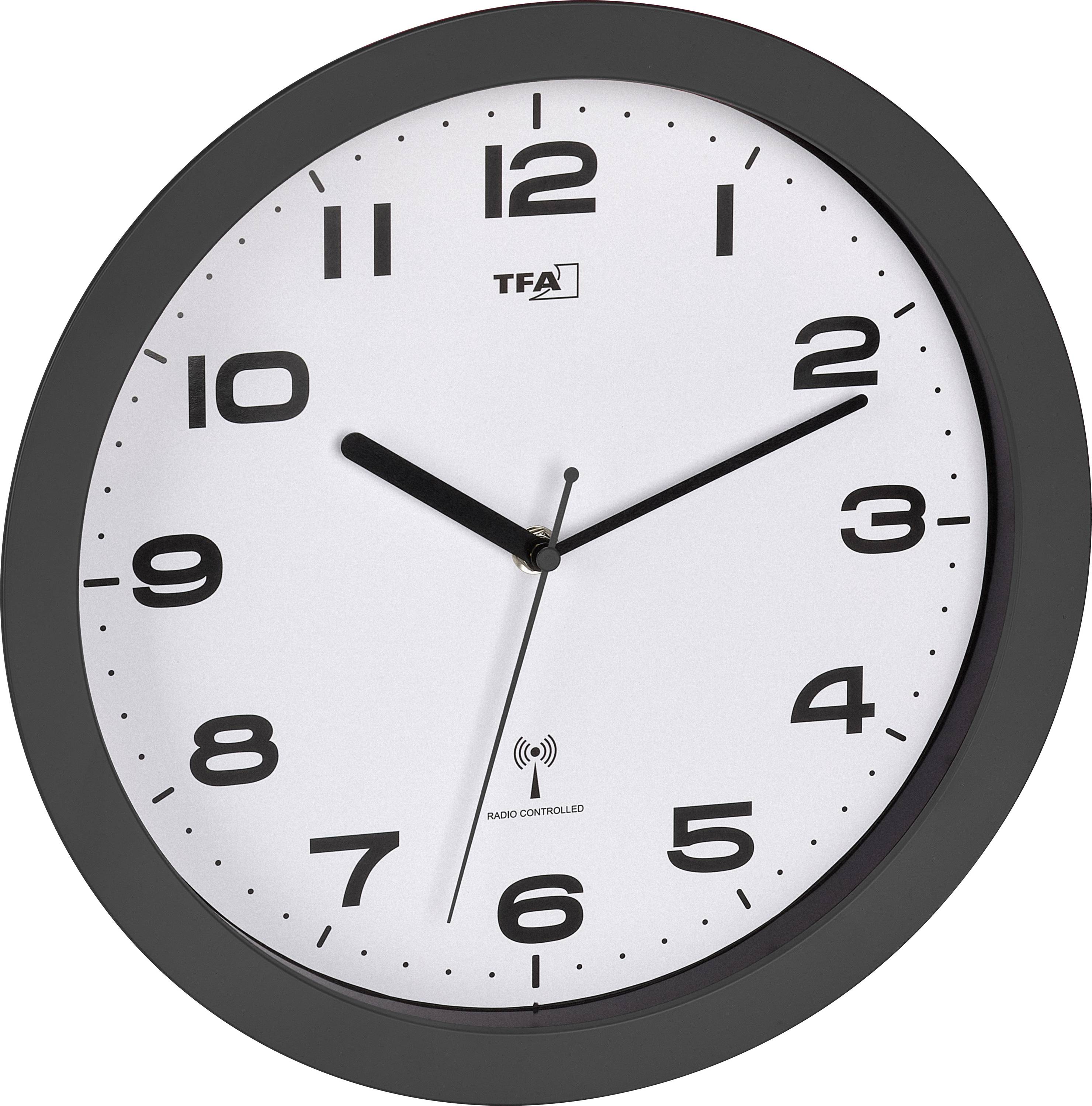 Analogové nástěnné hodiny s černým rámem a bílým ciferníkem ukazující přibližně 10:10; malé logo 'TFA' a text 'řízené rádiem'.