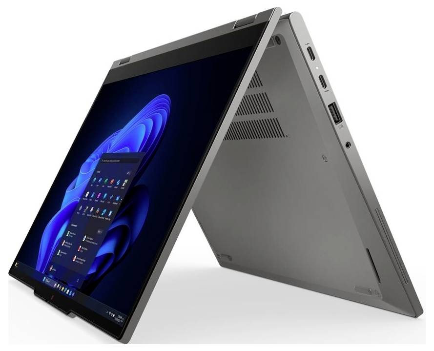 Boční pohled na 2v1 laptop/tablet v režimu stan, zobrazující obrazovku a zadní porty na bílém pozadí.
