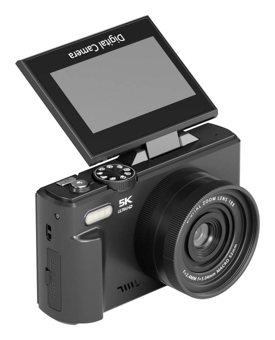 Černý digitální fotoaparát s otočným LCD displejem a velkým zoomovacím objektivem, zobrazen na bílém pozadí.