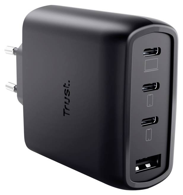 Černá nabíječka Black Trust na stěnu se dvěma AC kolíky, třemi porty USB-C a jedním portem USB-A na přední straně.