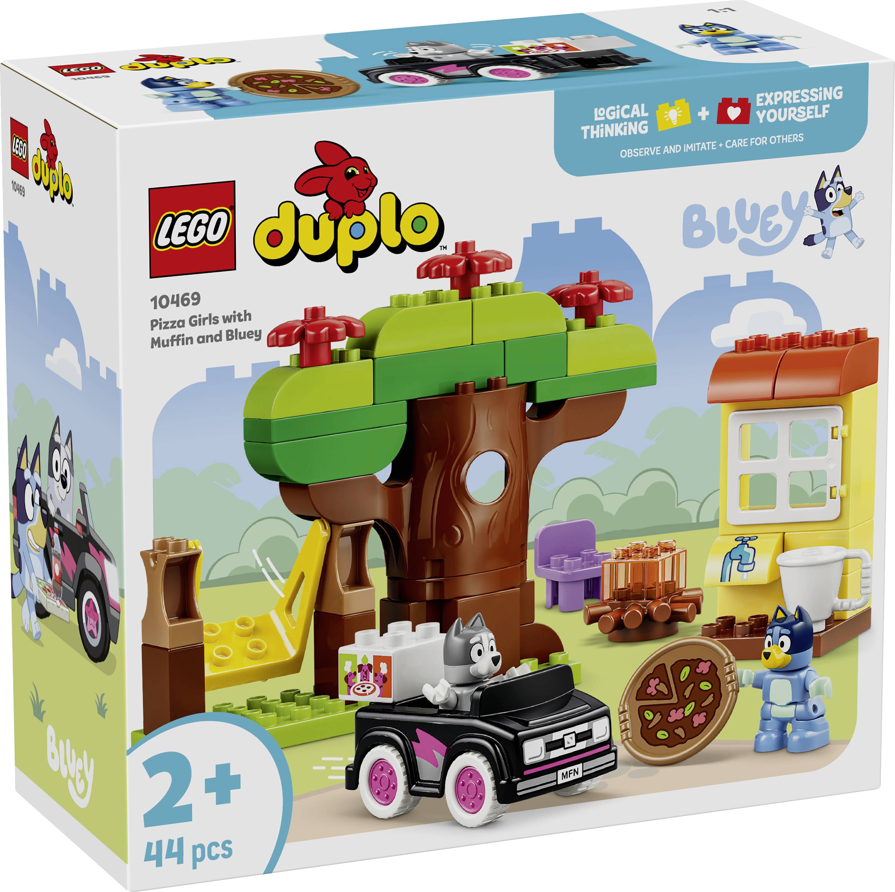 Sada LEGO Duplo „Pizza Girls s muffinem a Bluey" na krabici zobrazující strom, vozidlo, pizzu a postavy Bluey; 44 dílků, věk 2+.
