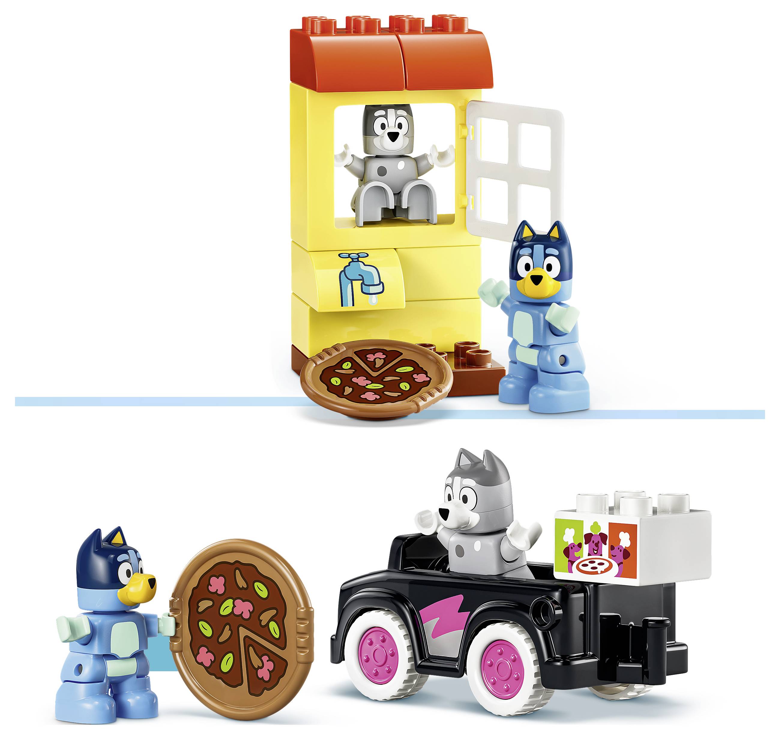Dvě LEGO scény Blueyho: Bluey vedle hračky pizzerie s šedým psem uvnitř a Bluey dávající pizzu šedému psovi v černém pizzařském autě.