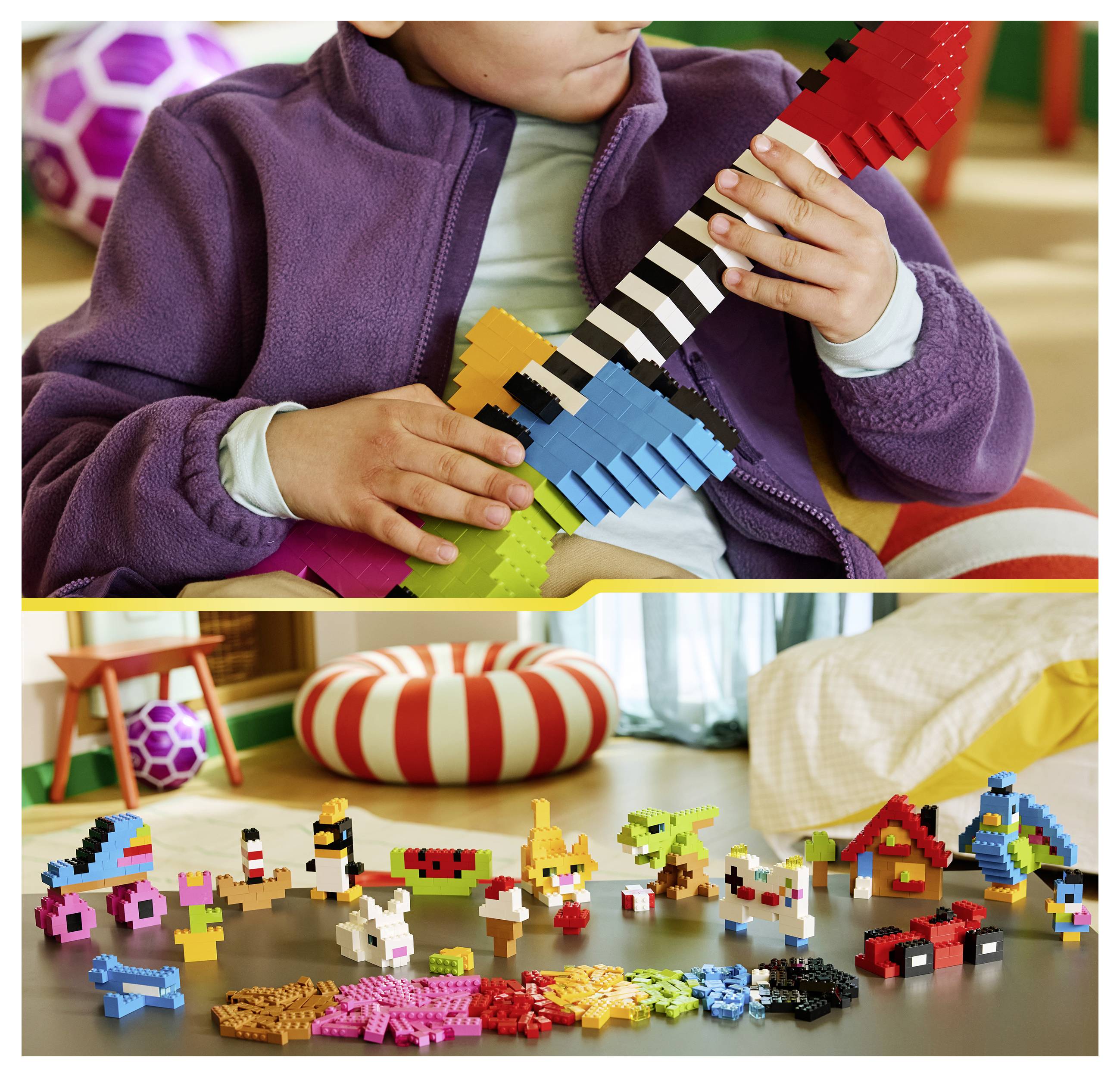 Dítě staví velkou barevnou kytaru ve stylu LEGO; dole, podlaha plná různorodých malých LEGO tvorů a dílů v dětské herně.