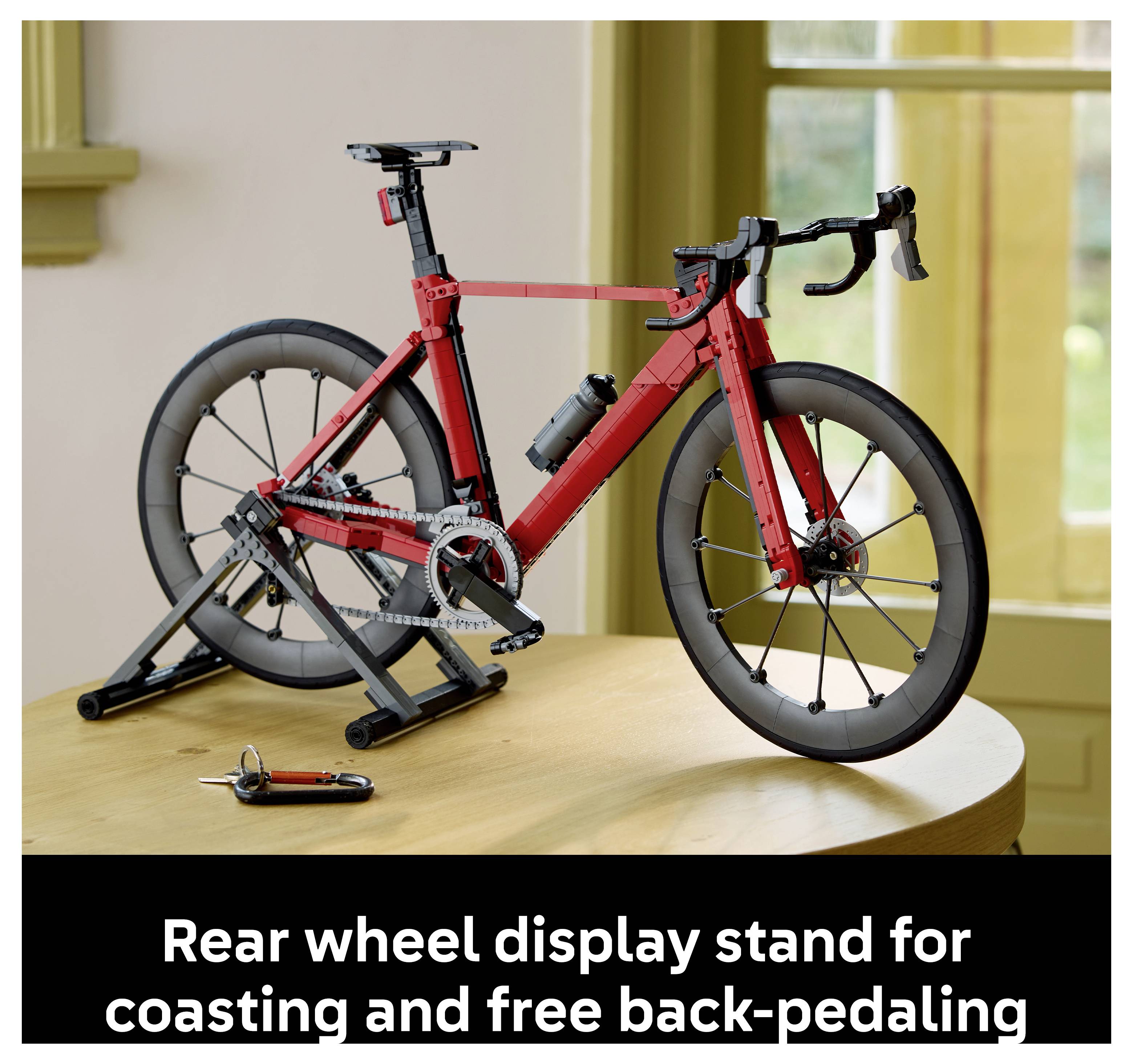6588529 LEGO® ICONS™ Závodní kolo; stavebnice pro dospělé cyklisty s funkčním autentickým detaily-9