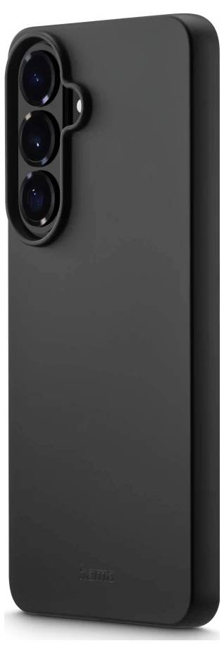 Černý obal na smartphone zobrazený zezadu se třemi svisle zarovnanými výřezy pro fotoaparát v levém horním rohu.