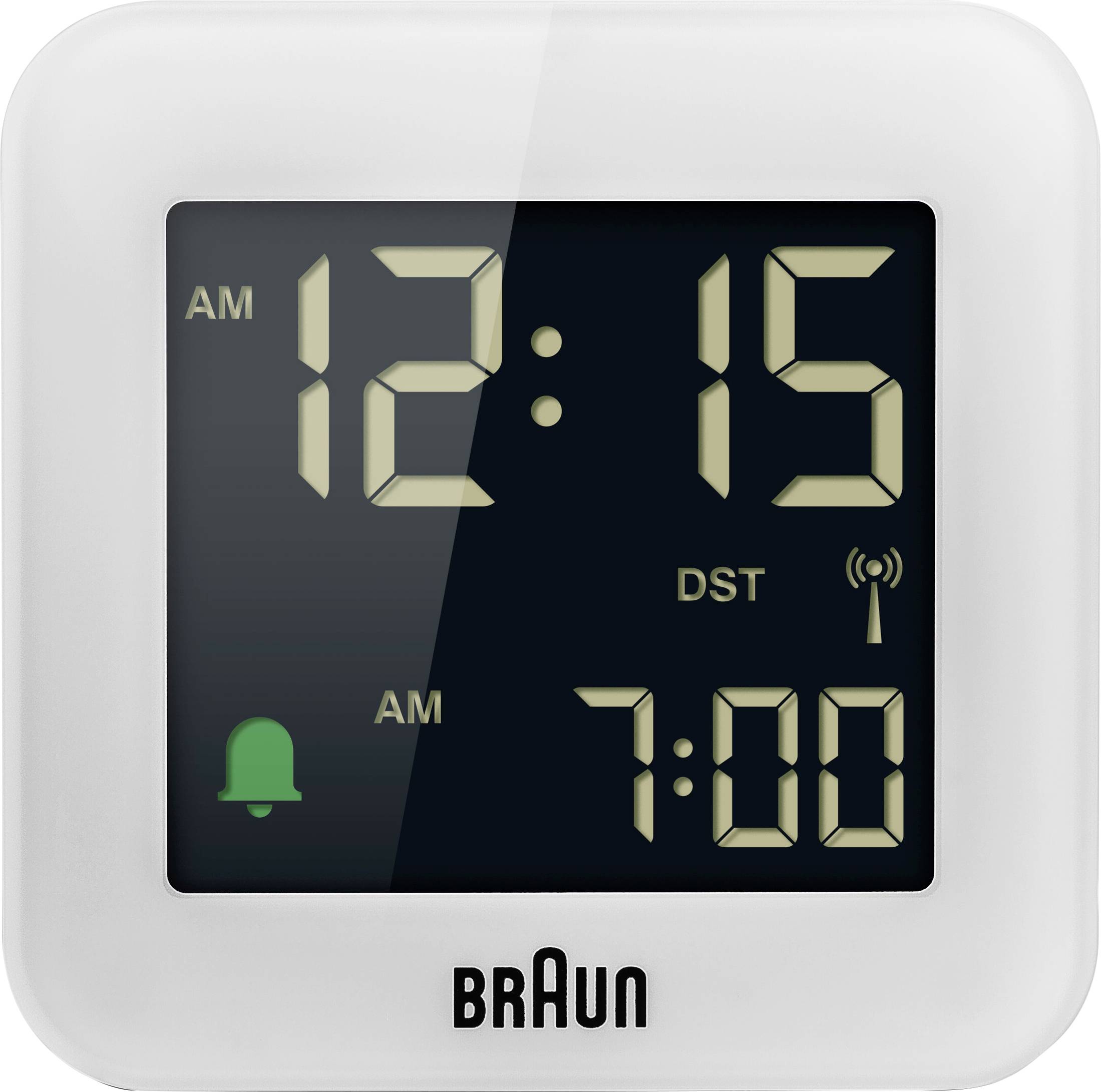 Digitální budík Braun zobrazující 12:15 AM a alarm v 7:00 AM, s indikátorem DST a zelenou ikonou alarmu.