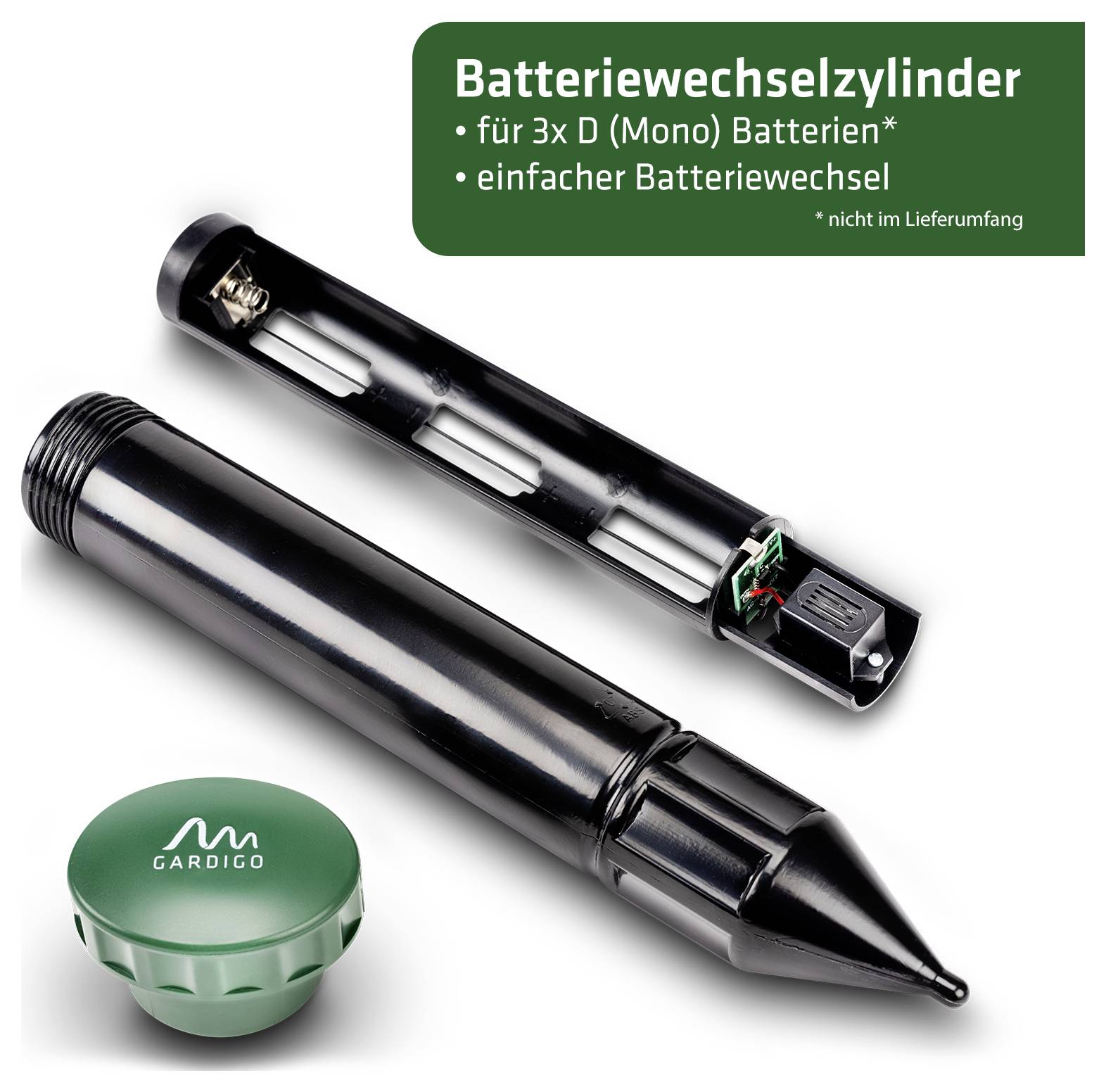 Výměnný válec baterie pro 3x baterie typu D: otevřená trubka s vloženými bateriemi a dole jako uzavřená černá přídavná část se zeleným víkem.