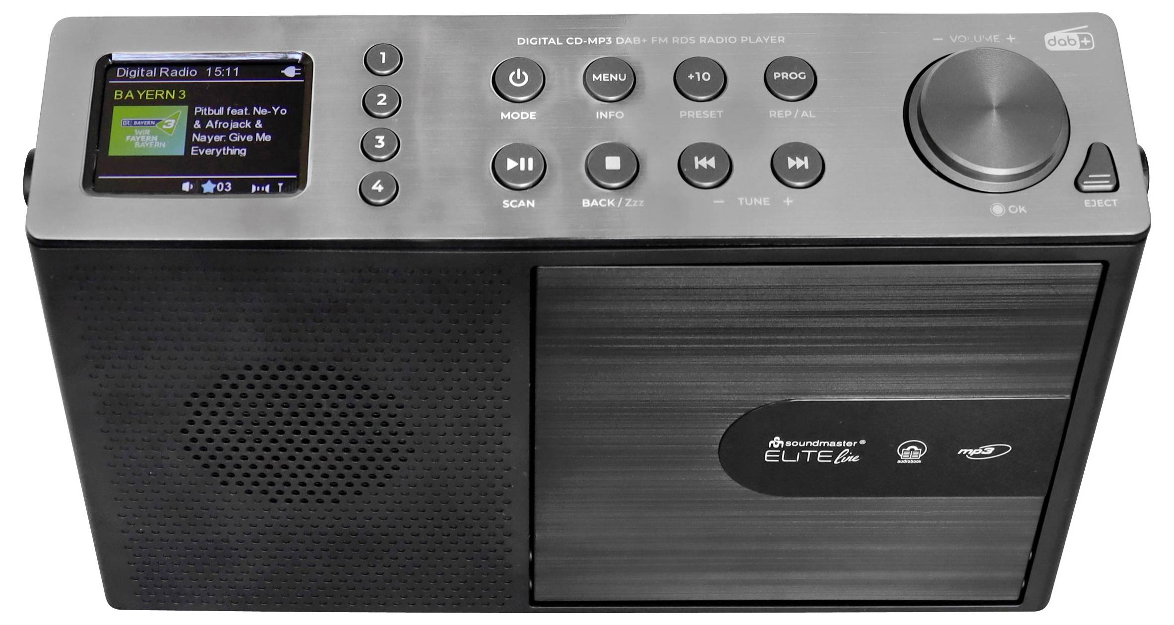 Přední pohled na digitální CD-MP3/WMA přehrávač s rádiem s LCD displejem, předvolbami tlačítek, ovládacími otočnými knoflíky a štěrbinou na CD na pravé straně.