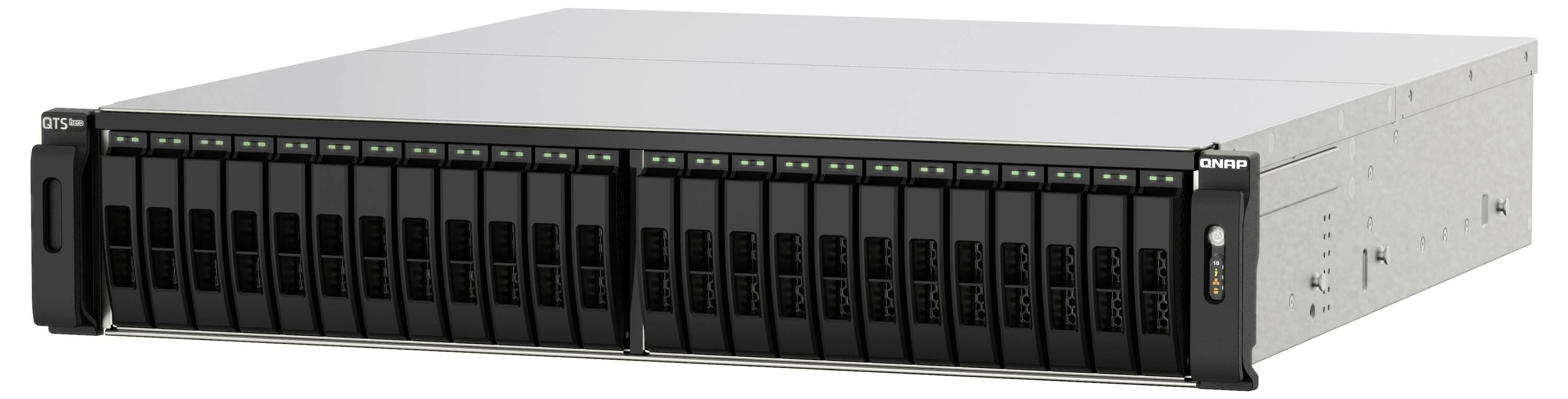 Přední pohled na rack-mounted QNAP úložný server s více vyměnitelnými přední strany jednotkami pro pevné disky a stavovými indikátory v kovovém šasi.