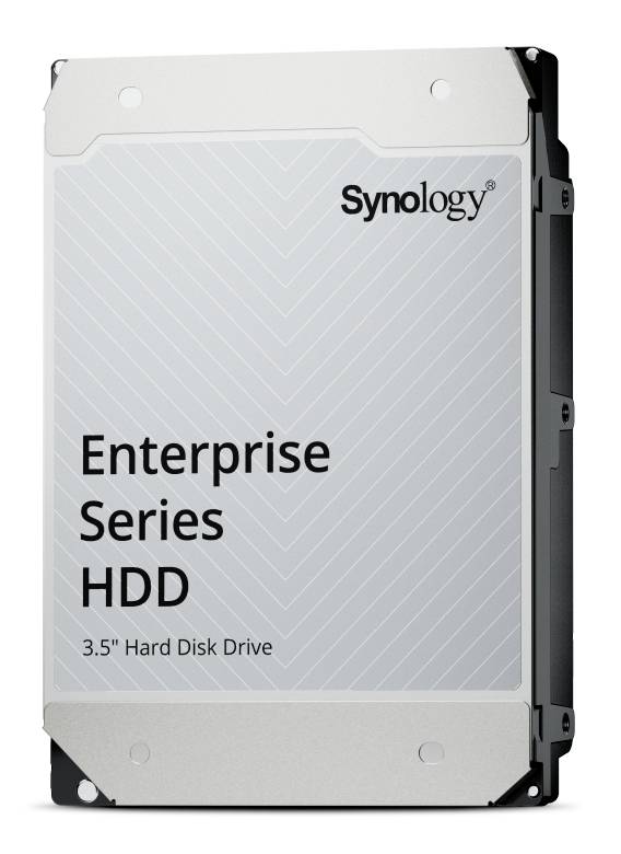 Synology Enterprise Series HDD, 3,5palcová pevná disk zobrazená v předním pohledu.
