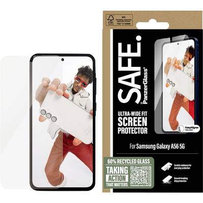 Balení a mock-up telefonu pro SAFE. Ultra-širokoplošné ochranné sklo PanzerGlass pro Samsung Galaxy A56 5G, s 60% recyklovaného skla a ochranou před poškrábáním/pádem.