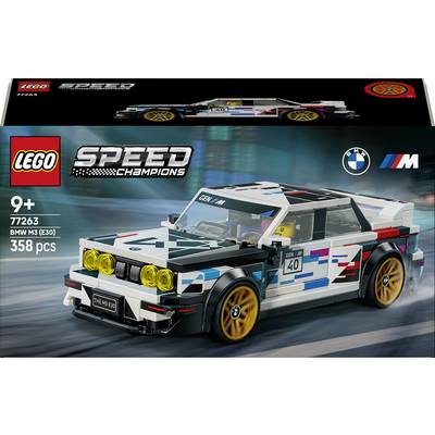 Umělecká práce na krabici LEGO Speed Champions pro sadu BMW M3 E30, zobrazující bílý a černý závodní automobil a popisky "9+", "77263" a "358 ks".