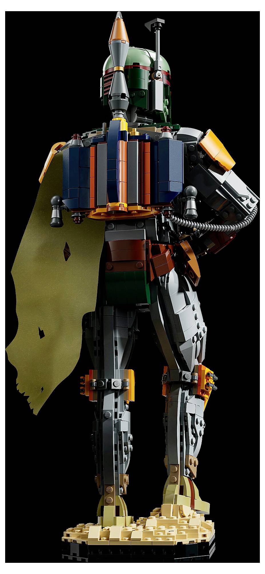 LEGO figurka Boby Fetta zobrazená zezadu, stojící na písčité podložce s tryskáčem, zbrojí a velkým žlutým pláštěm na černém pozadí.