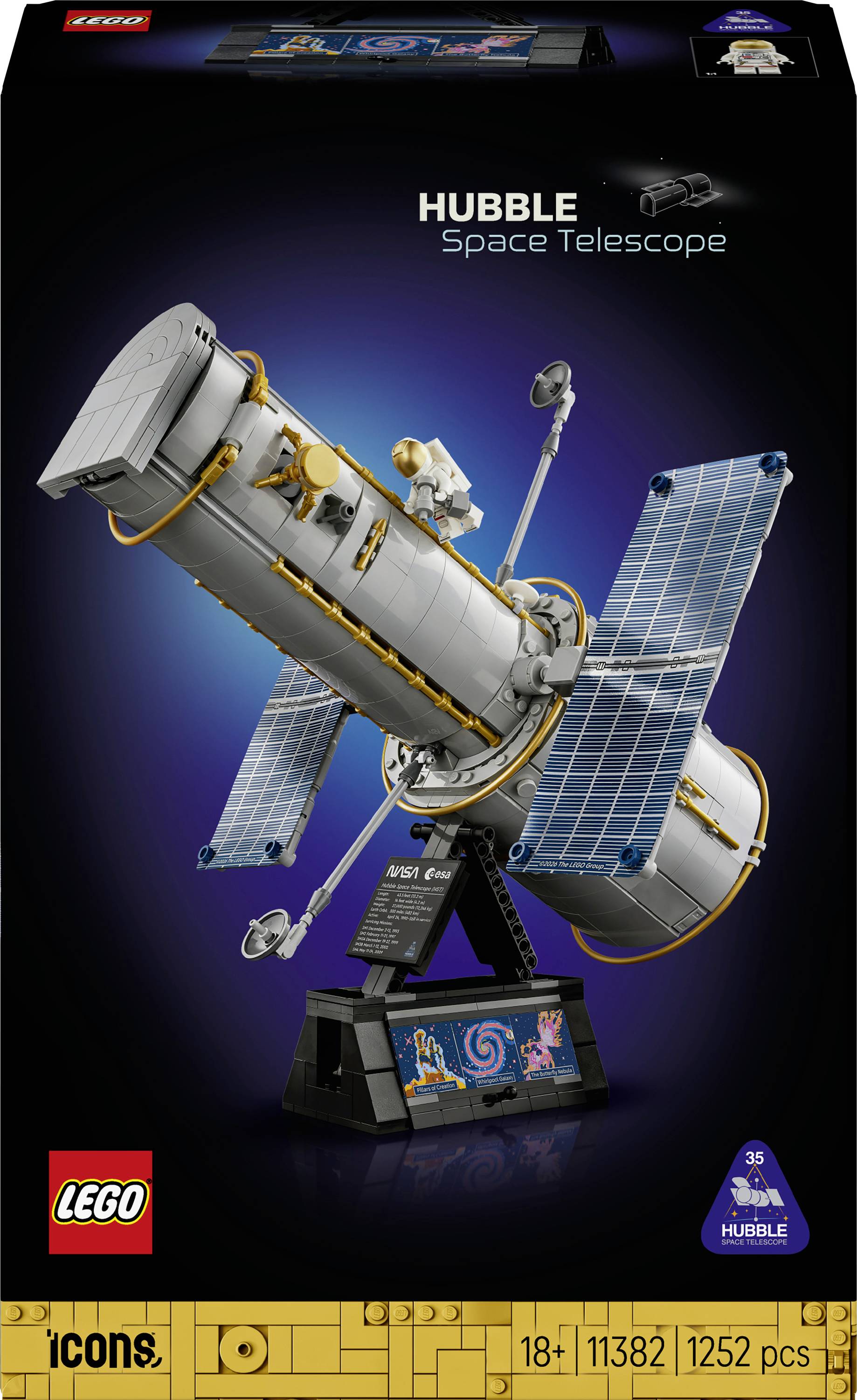 LEGO Icons Hubbleův vesmírný teleskop - art obalu sady zobrazující detailní model teleskopu se solárními panely na vystavovací podstavci, označený „Hubbleův vesmírný teleskop".