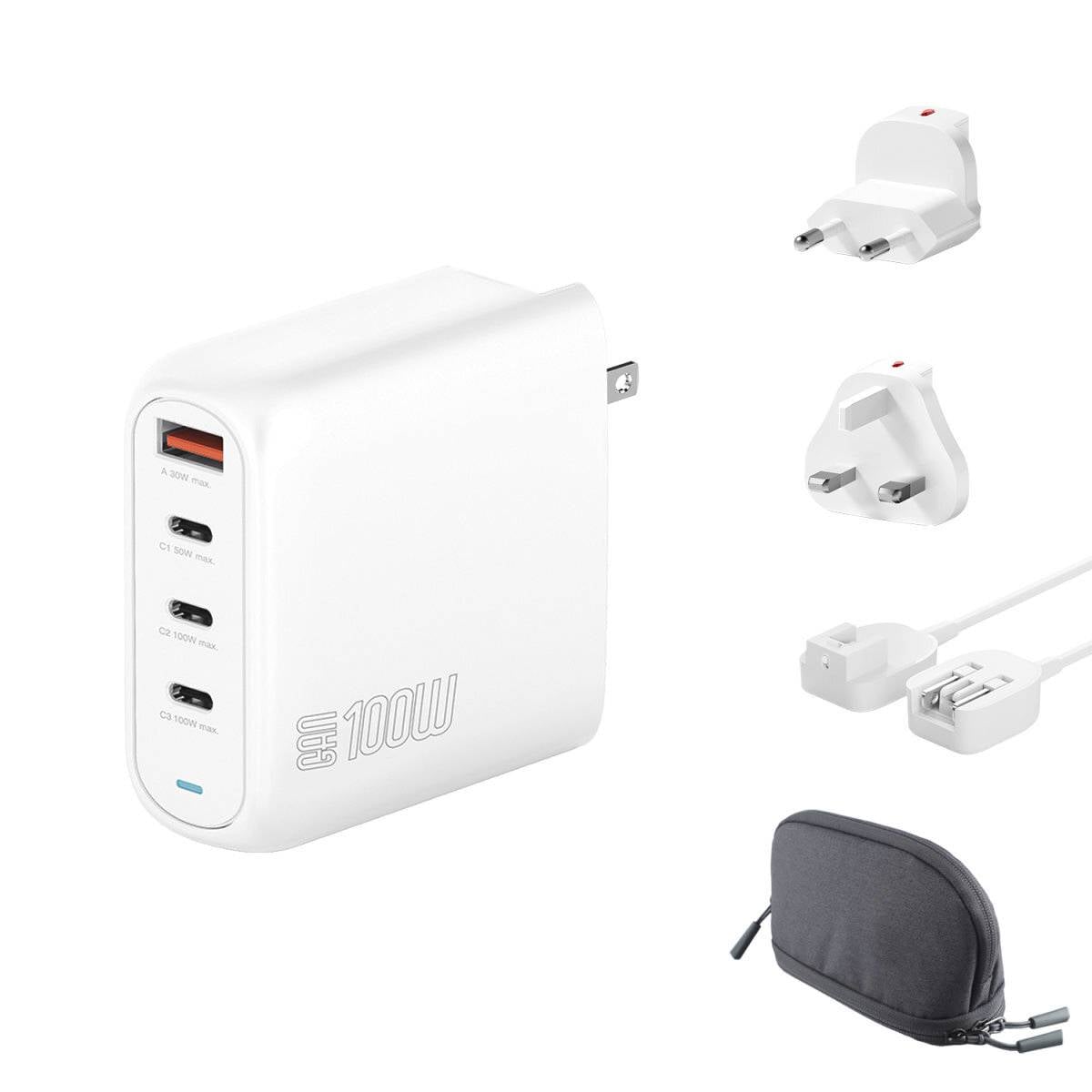 Bílá nabíječka na zeď 100W s porty USB-C a USB-A, zobrazená s vyměnitelnými adaptéry zásuvek a malou cestovní taškou na zip.