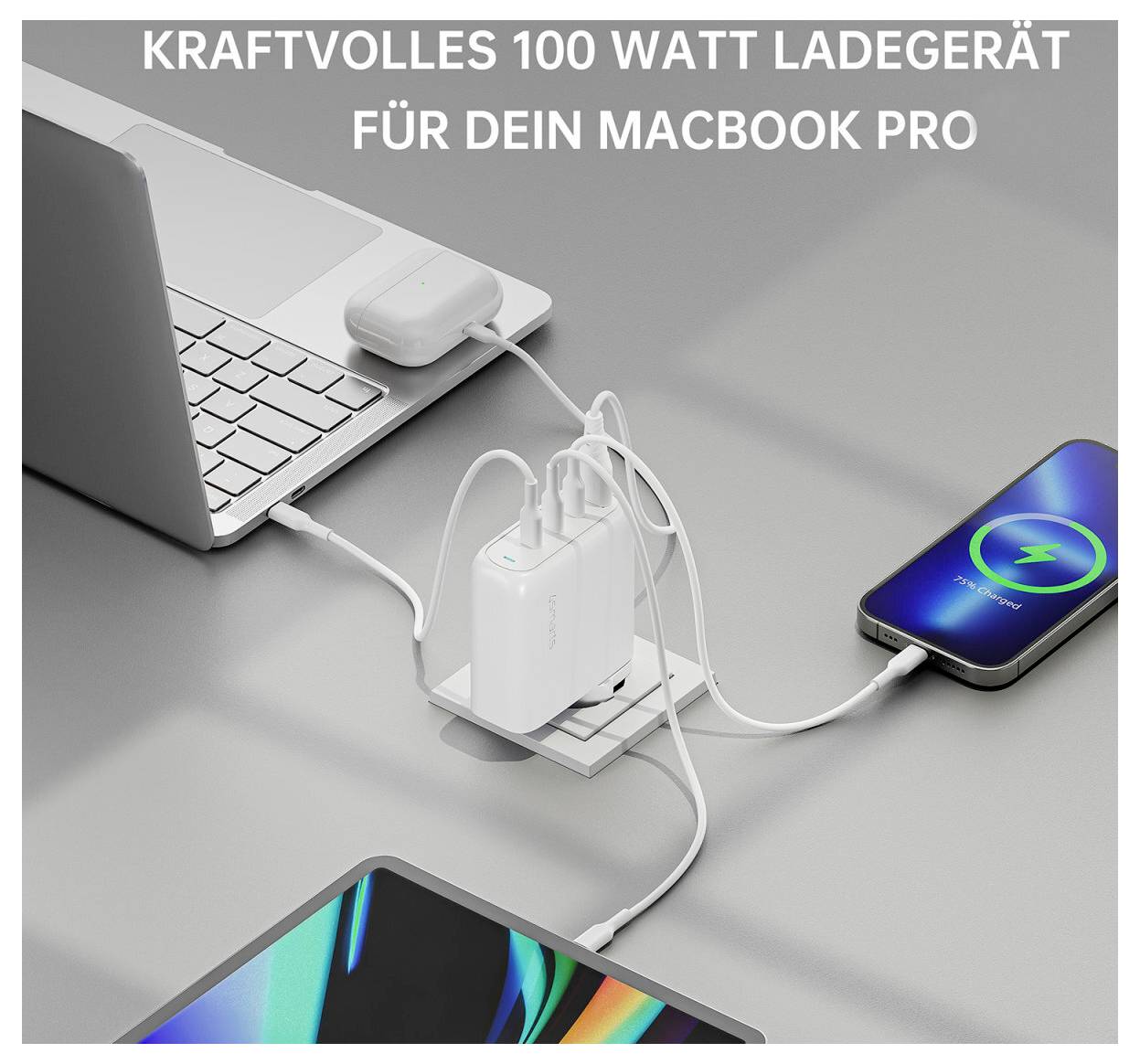 MacBook Pro nabíjecí souprava se 100wattovým nabíjačem a více připojenými zařízeními; německý text říká "Výkonný 100wattový nabíječ pro váš MacBook Pro".