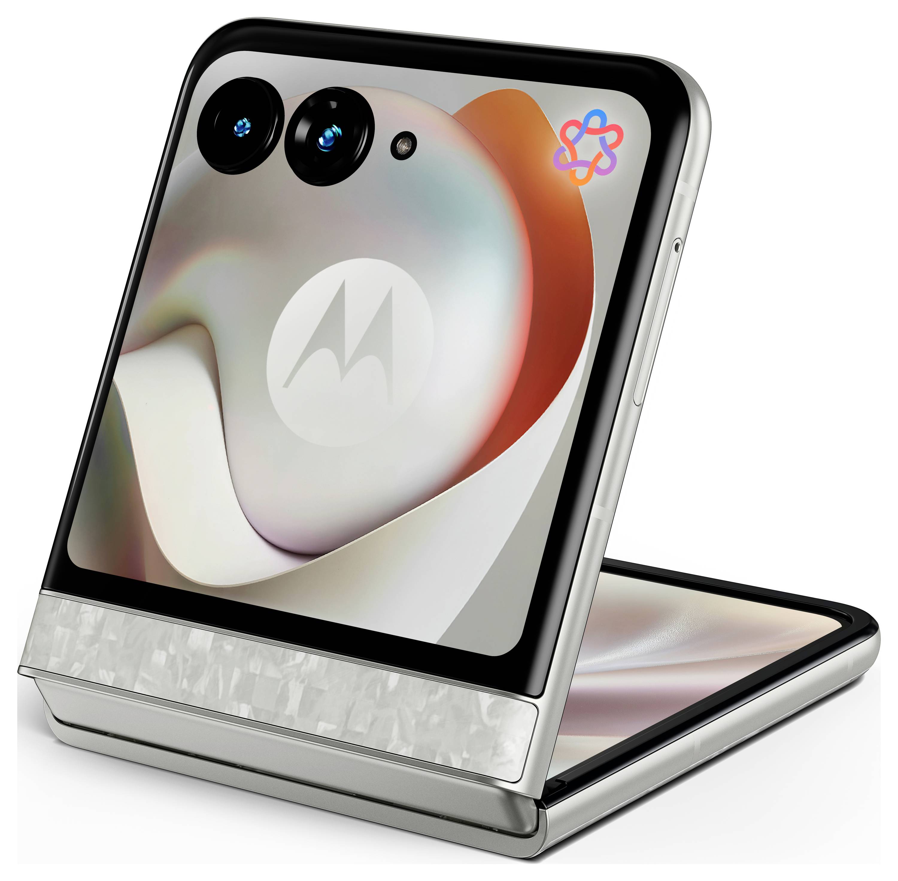 Dvousložený skládací smartphone Motorola zobrazený částečně otevřený, s duálními zadními fotoaparáty a viditelným externím displejem.