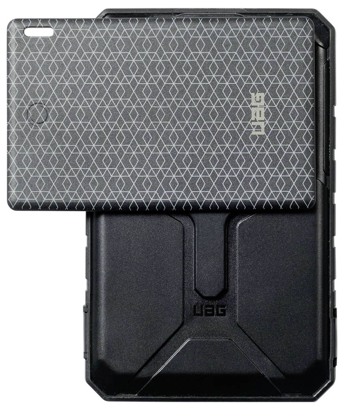 Černý ochranný pouzdro telefonu UAG se šedým krytem se geometrickým vzorem a logem "UAG", zobrazeno zepředu i zezadu na bílém pozadí.