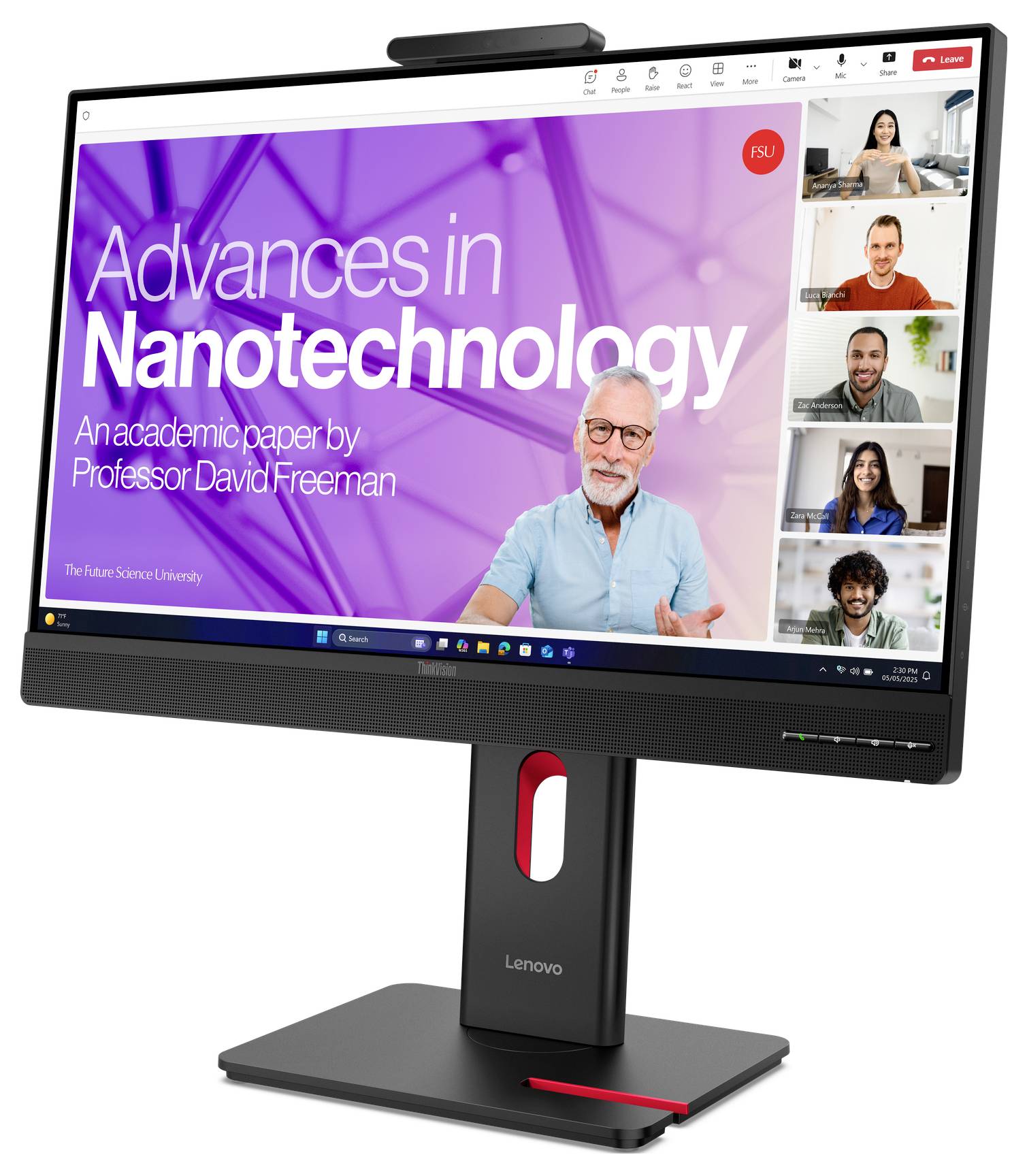 Lenovo monitor zobrazující videokonferenci s prezentací s názvem "Pokroky v nanotechnologii" od profesora Davida Freemana a miniatury účastníků na straně.