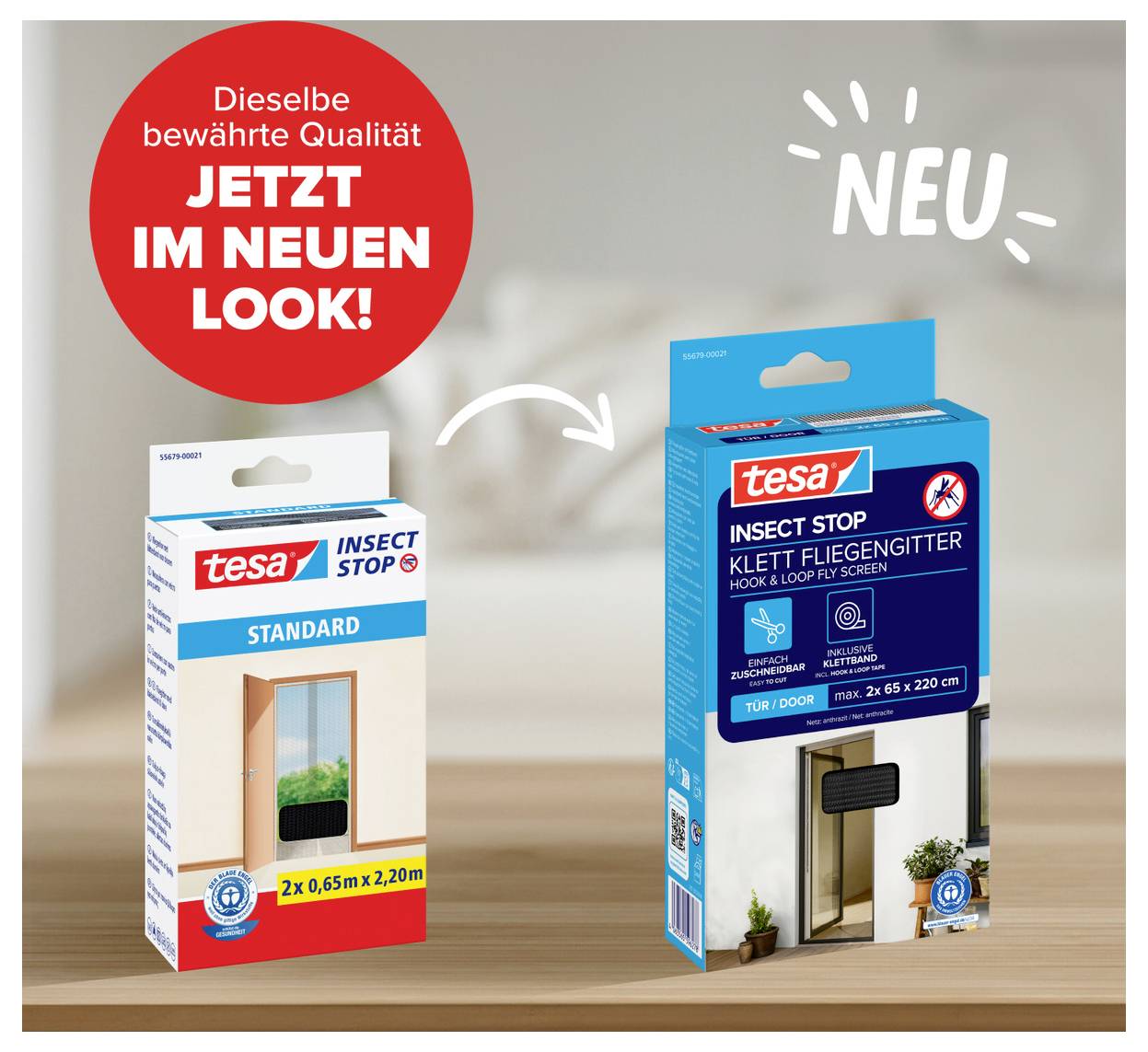 Obal produktu Tesa insect stop v starém a novém stylu, se šipkou ukazující na redesign; německý text říká "Stejná důvěryhodná kvalita, nyní v novém vzhledu" a "NOVINKA".