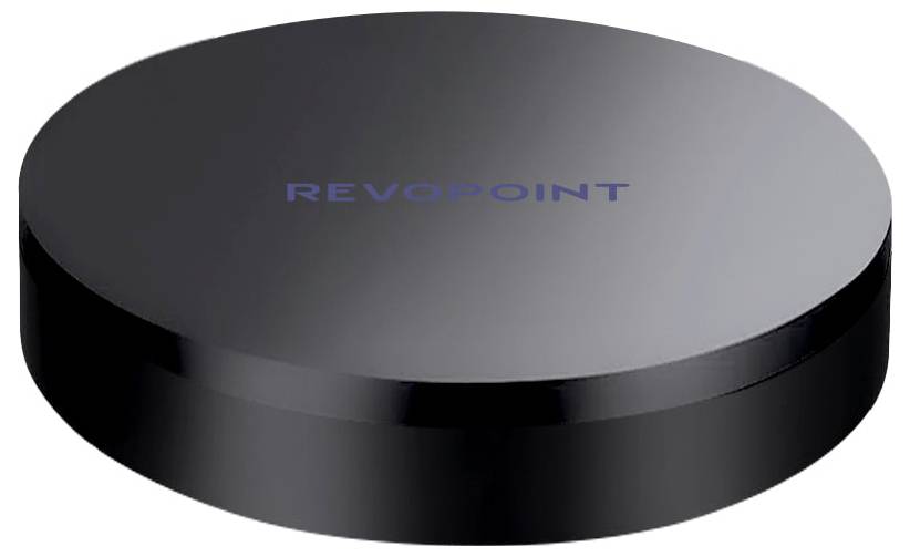 Černé kulaté zařízení ve tvaru puku s nápisem "REVOPONT" na vrcholu, znázorněné v 3D na bílém pozadí.