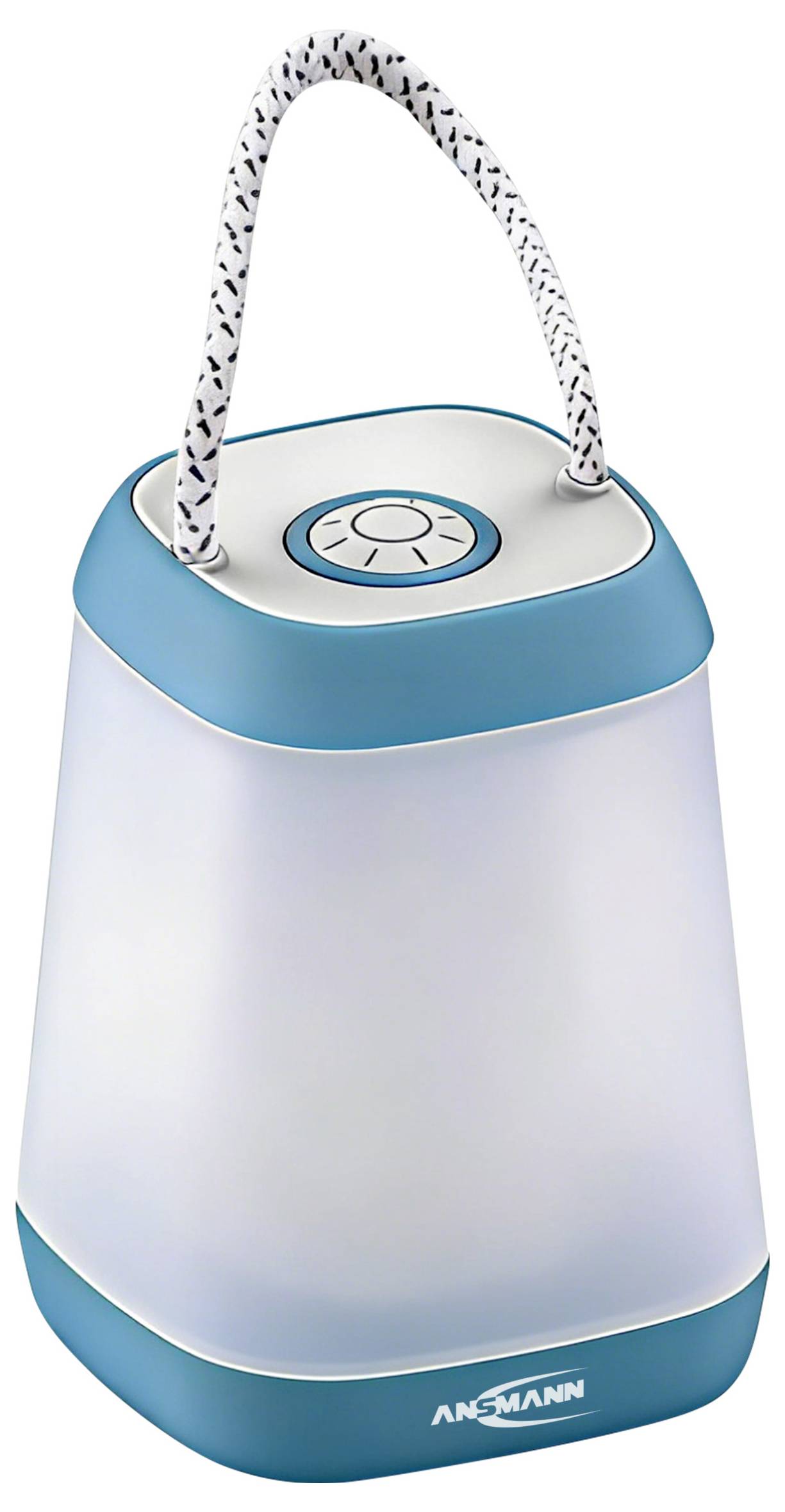 Přenosná LED lucerna Ansmann s rukojetí na přenášení a matným bílým difuzorem světla, zobrazena na bílém pozadí.