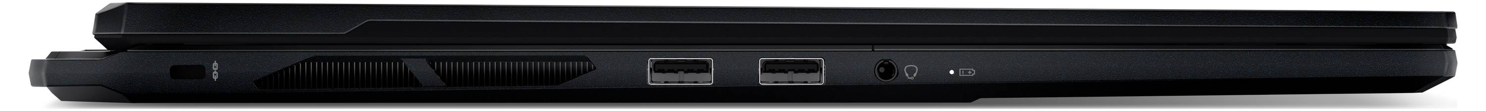 Boční pohled na zavřený černý notebook zobrazující tenký profil, panty, port USB a tlačítko napájení.
