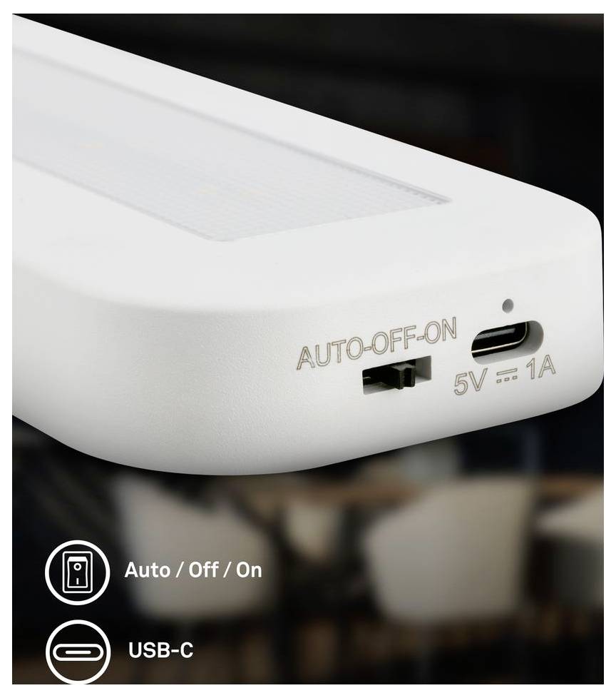 Detailní snímek bílého zařízení s přepínačem AUTO-OFF-ON a portem USB-C označeným '5V 1A', s ikonami pro auto/off/on a USB-C.