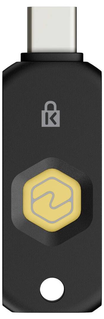 Černý bezpečnostní klíč USB-C se zámkem a logem K a zlatým šestiúhelníkovým znakem, zobrazen v přední pohledu na bílém pozadí.