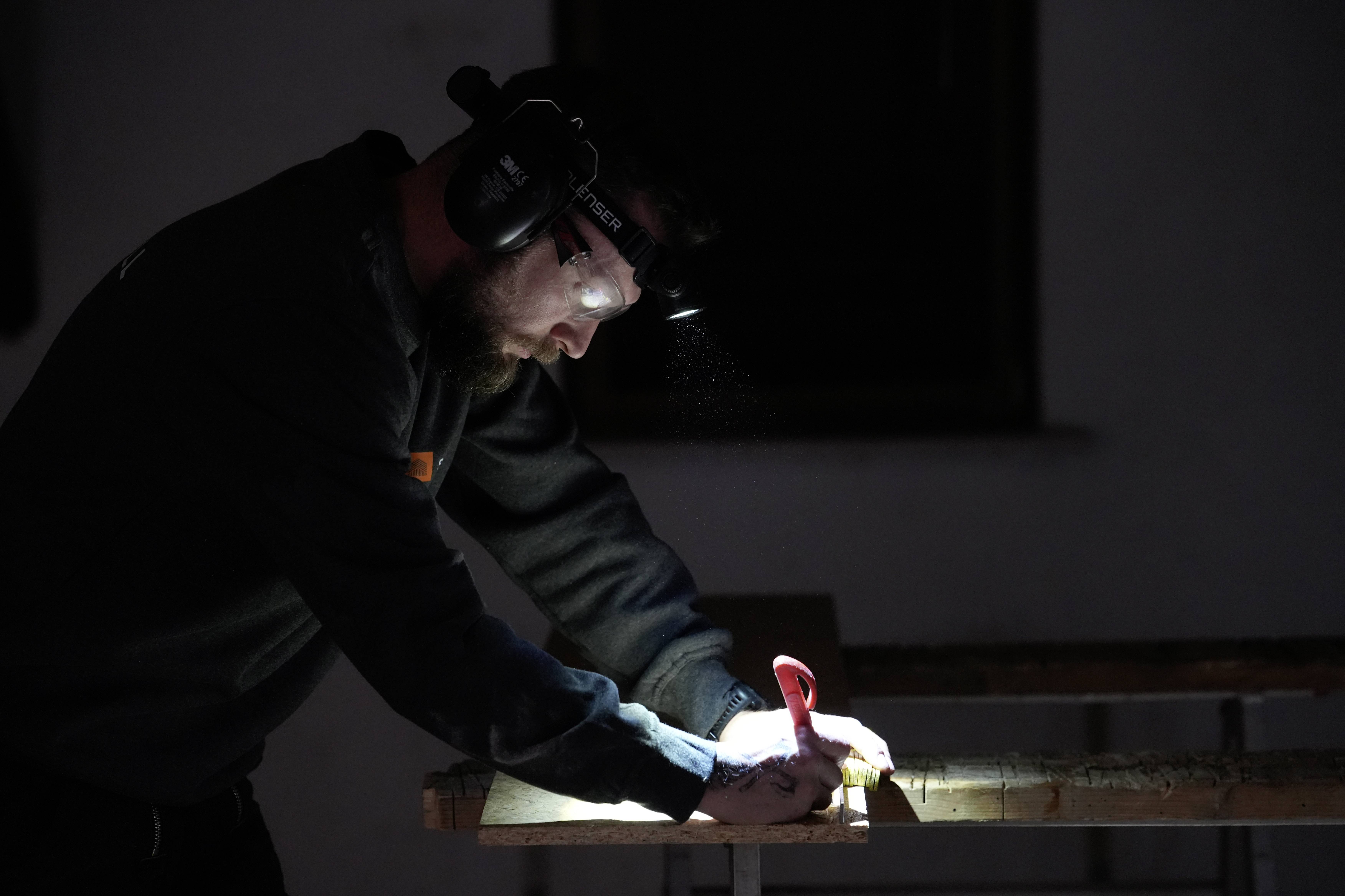 Ledlenser H7R LED čelovka, napájeno akumulátorem, 1200 lm, 4 h, 503221-16