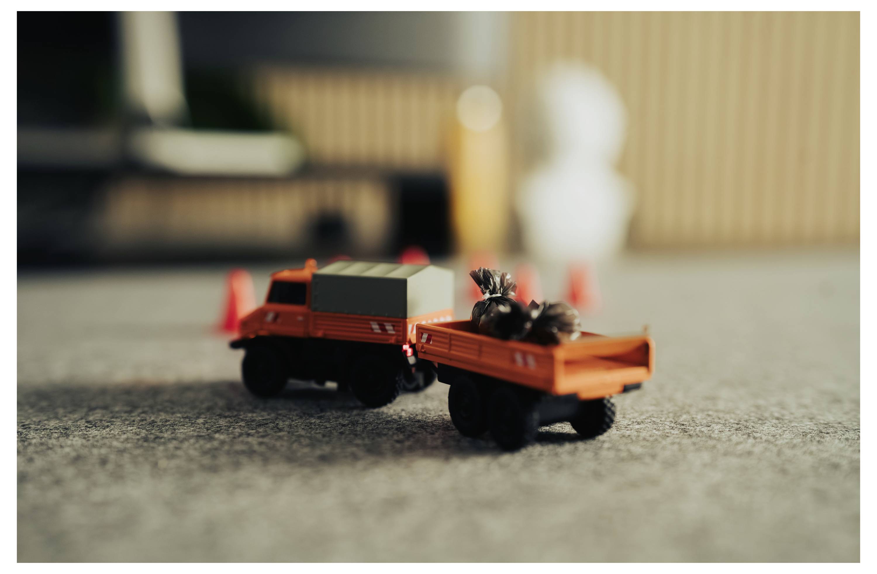 Carson Modellsport 500504177 1:87 RC model auta elektrický silniční model zadní 2WD (4x2) vč. akumulátorů, nabíječky a b-7