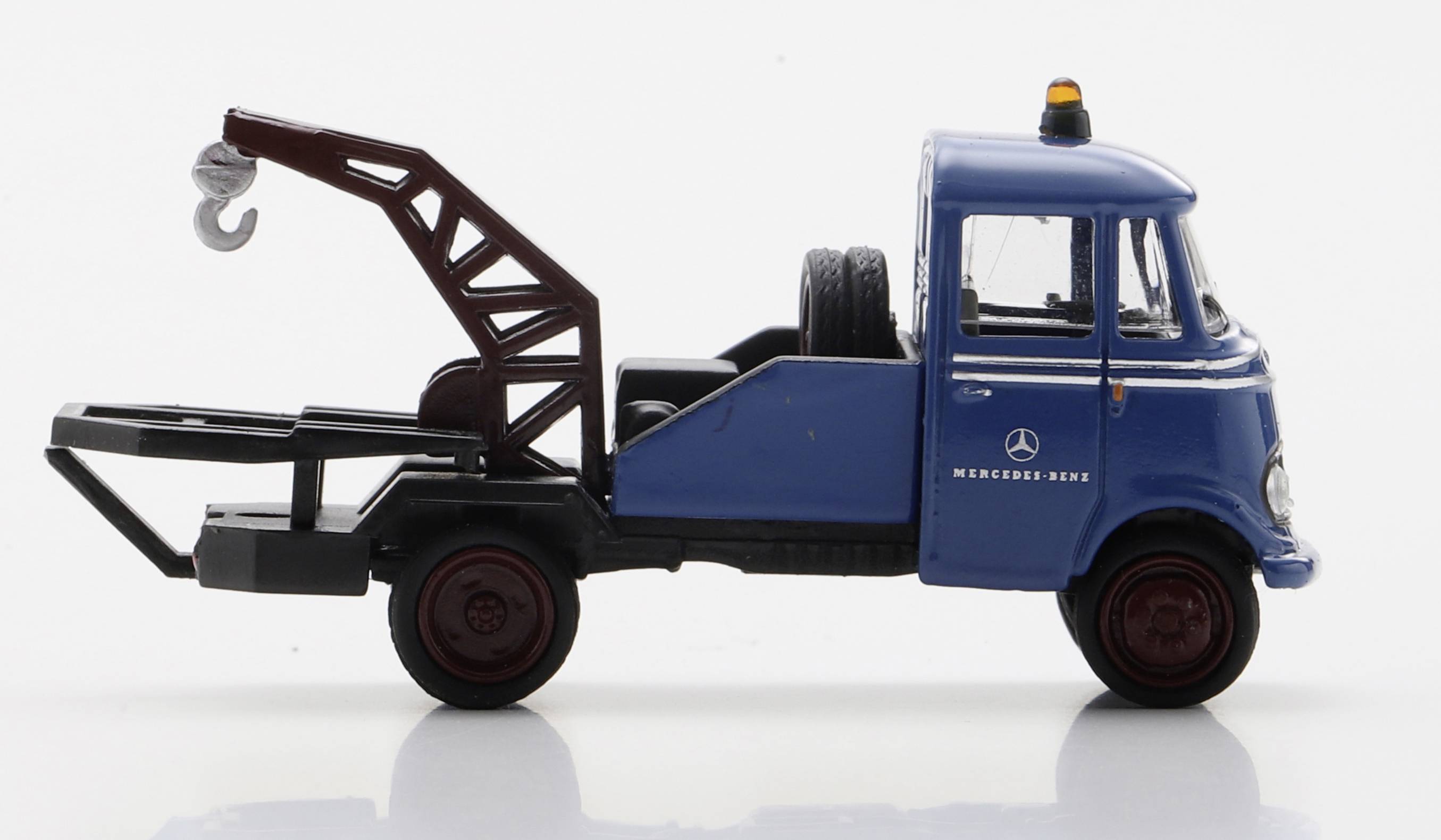 Schuco 451870003 H0 model osobního automobilu Mercedes Benz-4