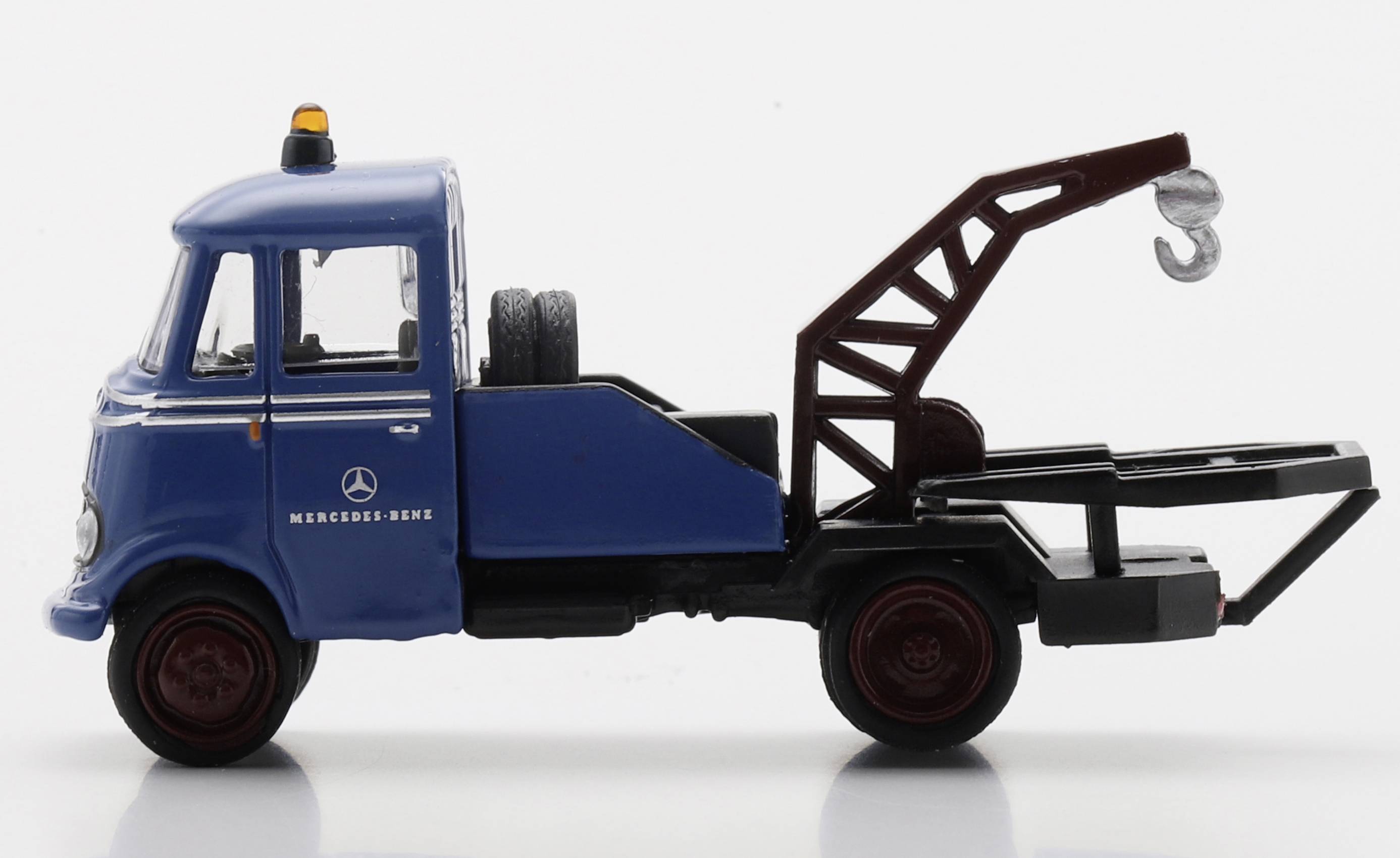 Schuco 451870003 H0 model osobního automobilu Mercedes Benz-6