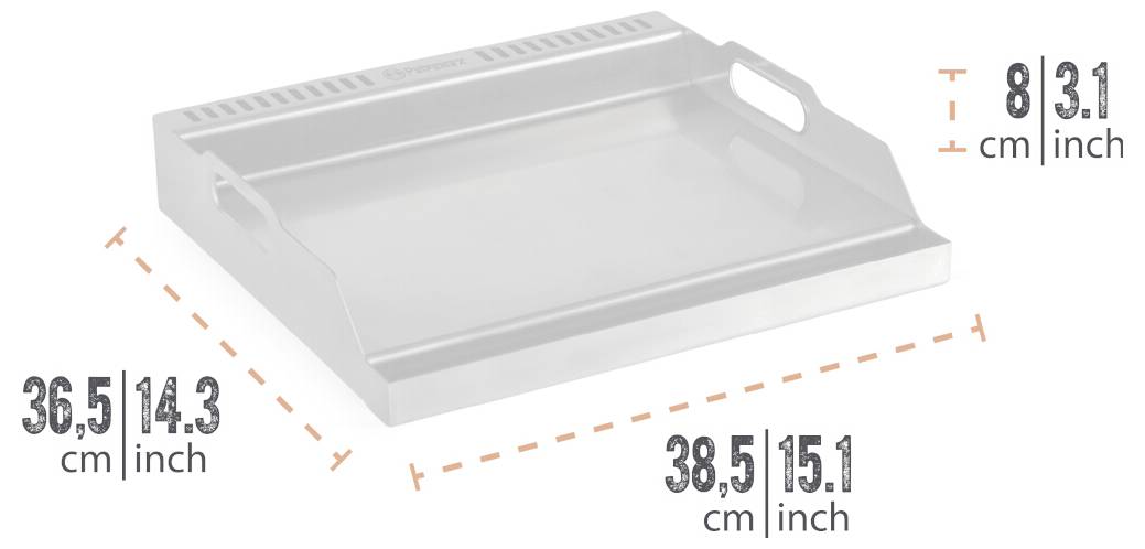 Stříbrný obdélníkový kovový tác s bočními uchy, zobrazený s rozměry 36,5 cm na 38,5 cm a 8,3 cm vysoký.