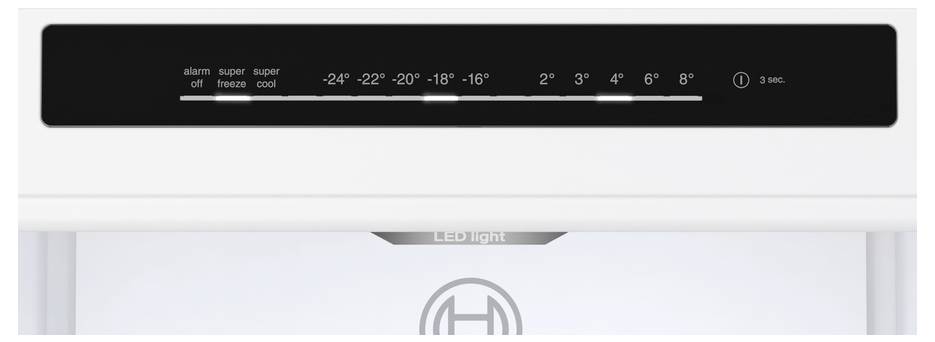 Detailní pohled na digitální ovládací panel chladičky zobrazující nastavení teploty od -24° do 8° s ovládáním LED osvětlení.