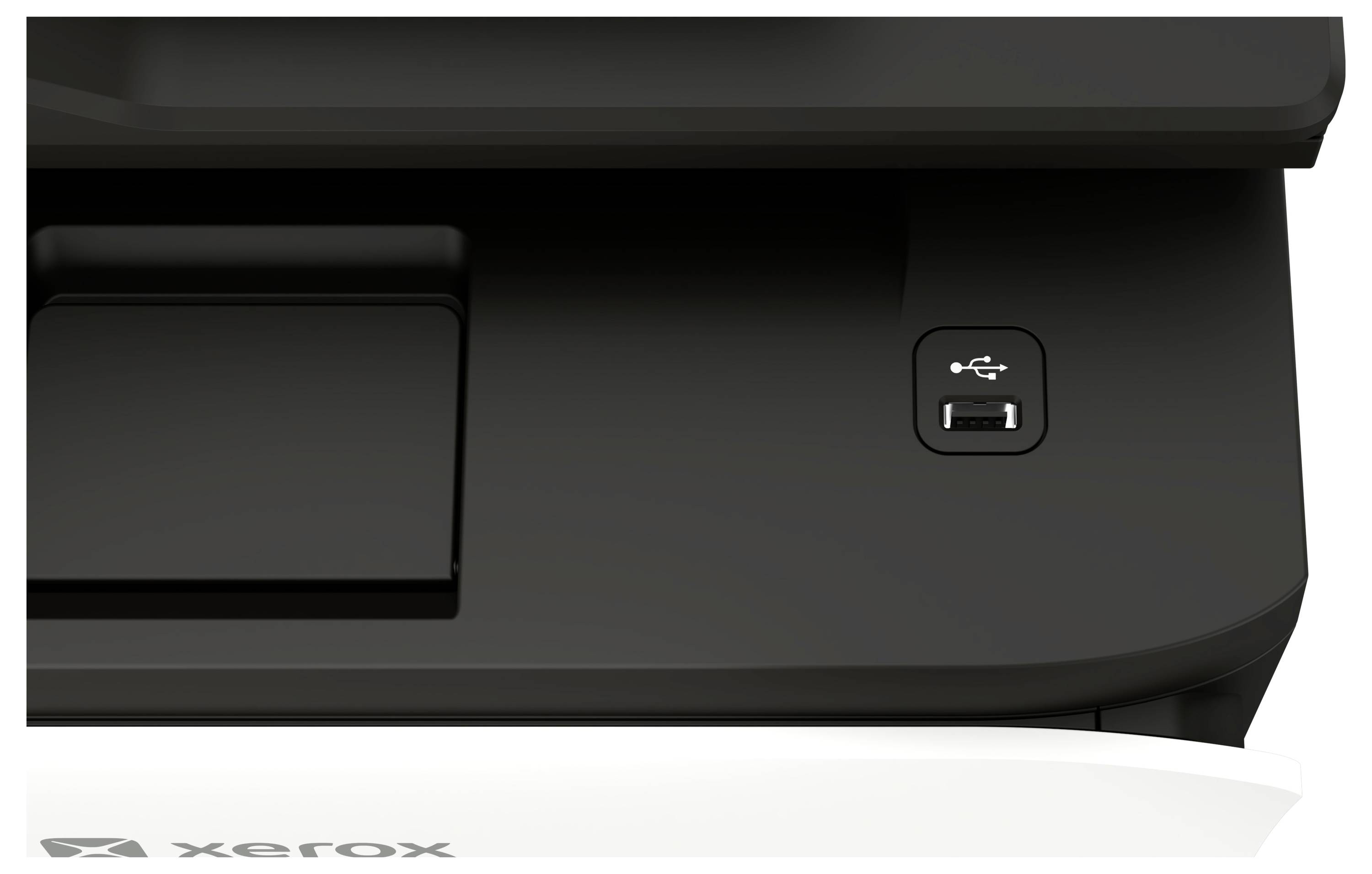 Detailní pohled na přední panel tiskárny Xerox s ikonou portu USB a obdélníkovým ovládacím prvkem nebo krytem na levé straně.