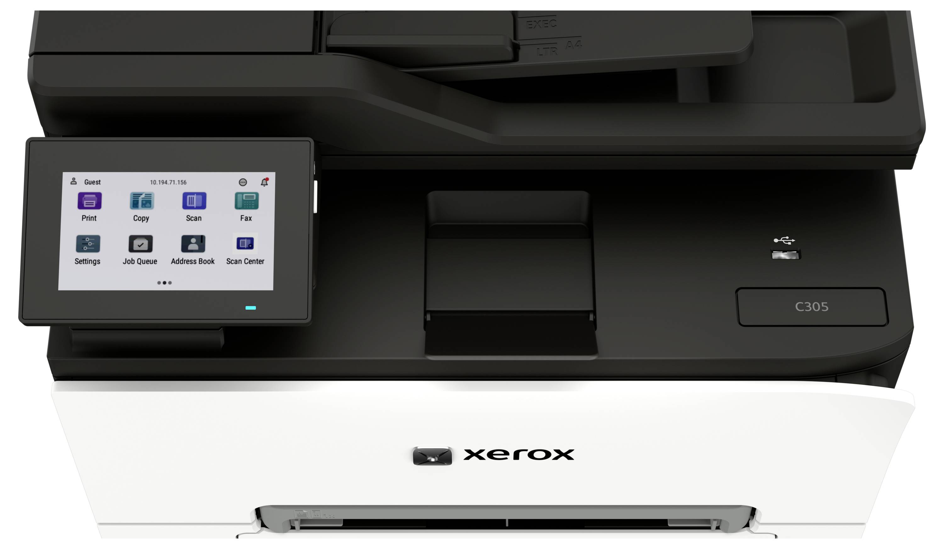 Přední pohled na multifunkční tiskárnu Xerox C305 s dotykovými ovládacími prvky a viditelnou papirovnou zásobníkem.
