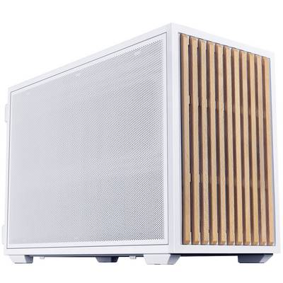 Kompaktní bílý reproduktor nebo subwoofer s děrovaným předním panelem a vertikálním dřevěným lamelem na straně na bílém pozadí.