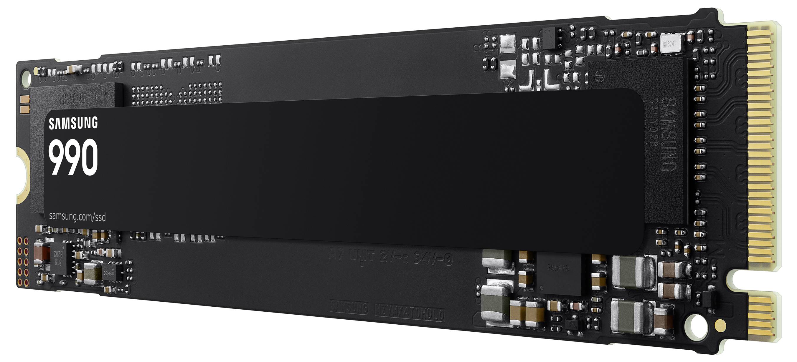Samsung 990 NVMe M.2 solid-state drive zobrazená na bílém pozadí.