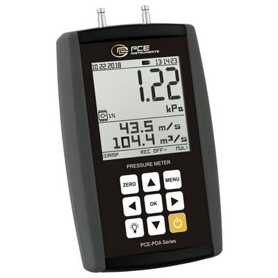Přenosný digitální měřič tlaku zobrazující 1,22 kPa s teplotou 43,5 a údaji o průtoku vzduchu 104,4 m3/s a 43,5 m/s na displeji.