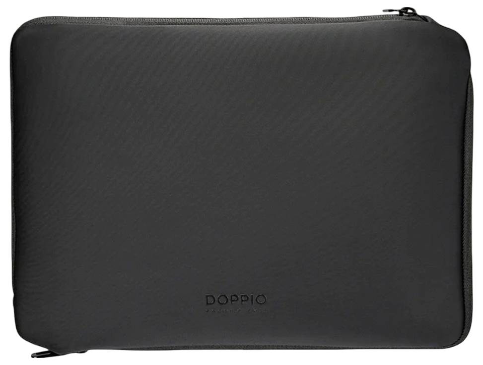 Černý pouzdro nebo obal Doppio se zipem a minimalistickým logem na přední straně.