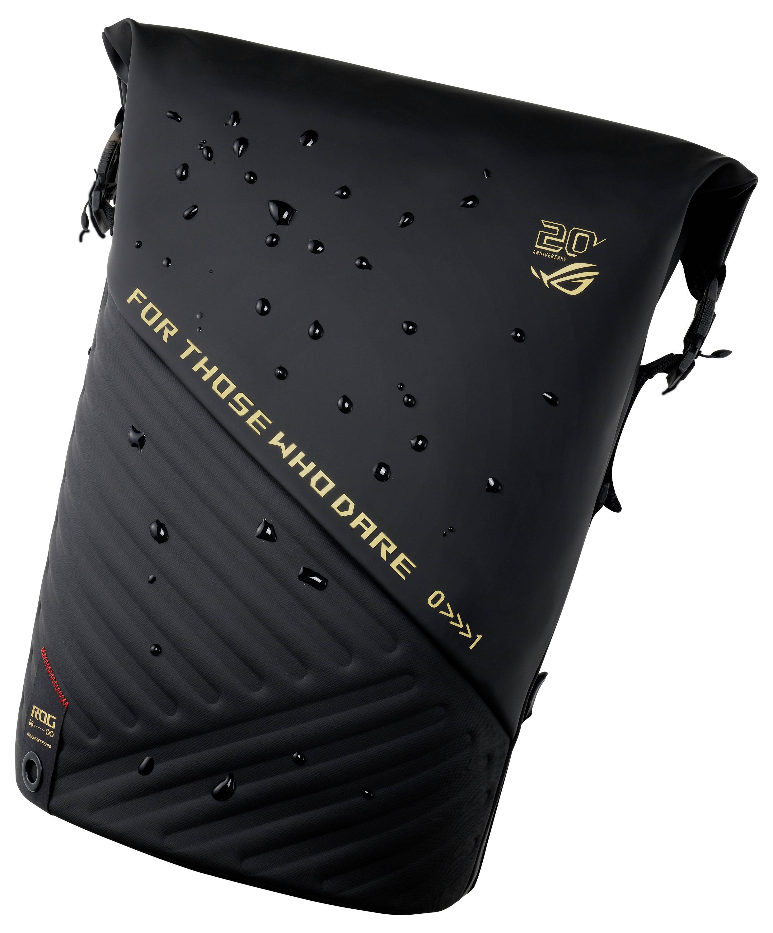 Černý ROG batoh s kapkami vody, zlatý text „FOR THOSE WHO DARE" a logo ROG 20. výročí na bílém pozadí.