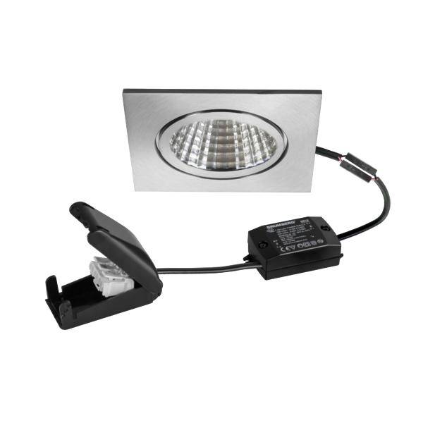 Zapuštěné čtvercové LED svítidlo s oddělleným ovladačem a upevňovacím hardwarem se spojovací svorkou na bílém pozadí.