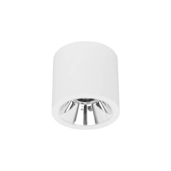 Bílá válcová stropní svítidla s reflexní stříbrnou vnitřní částí, zobrazená na jednolitém pozadí.