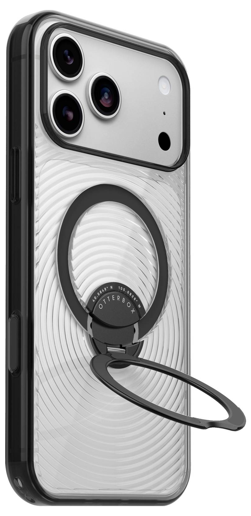 Stříbrný iPhone s transparentním pouzdrem MagSafe a stabilizačním kroužkem, zobrazený zezadu s trojitými čočkami fotoaparátu.