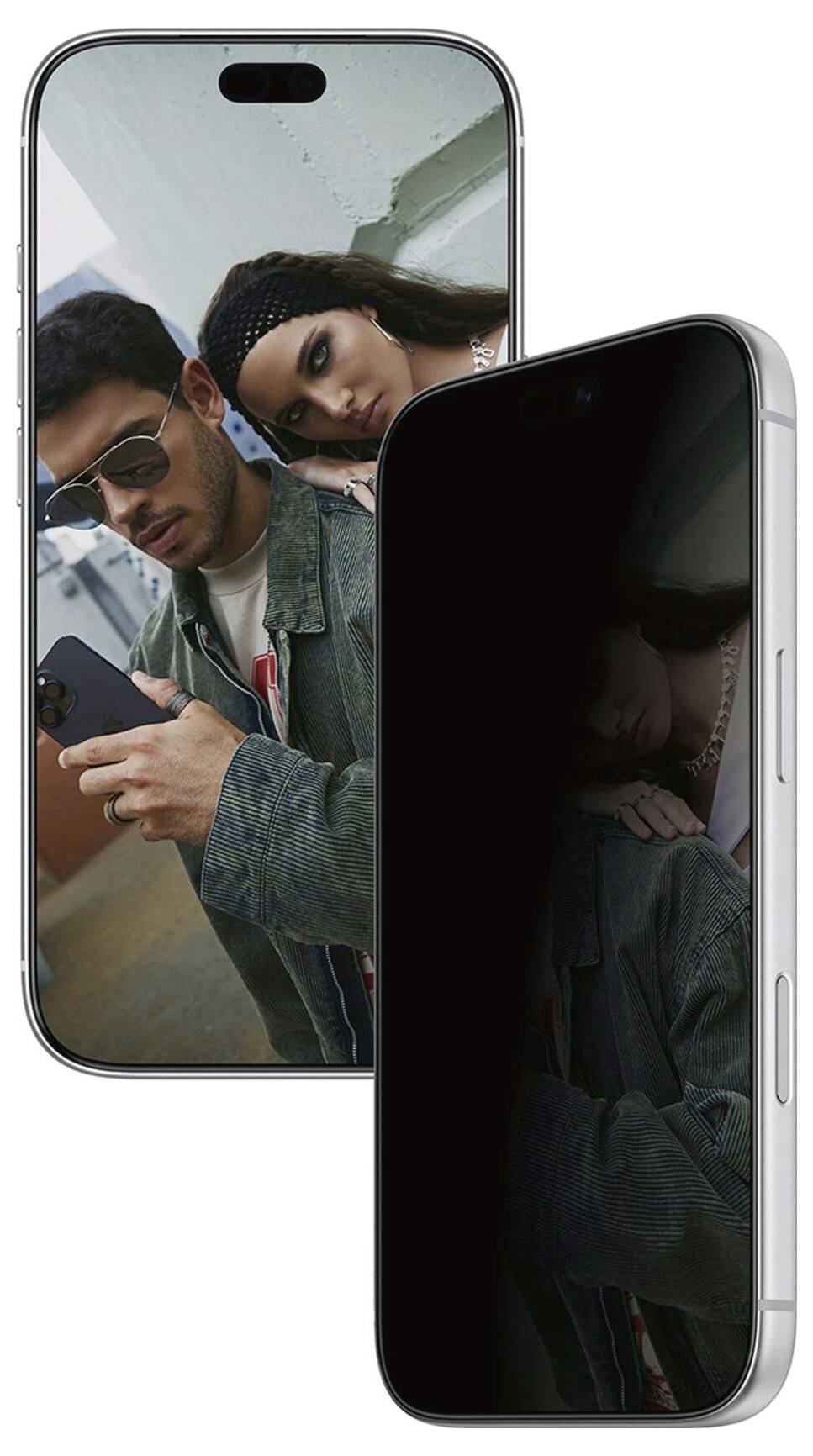 Dva chytré telefony zobrazené v přední a boční perspektivě, s mužem a ženou si dělajícími selfie na obrazovce levého telefonu.